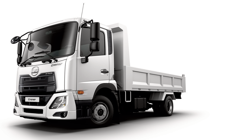 Shukaz Driving School Class 2 UD Croner heavy truck used for professional driver training in Zimbabwe
